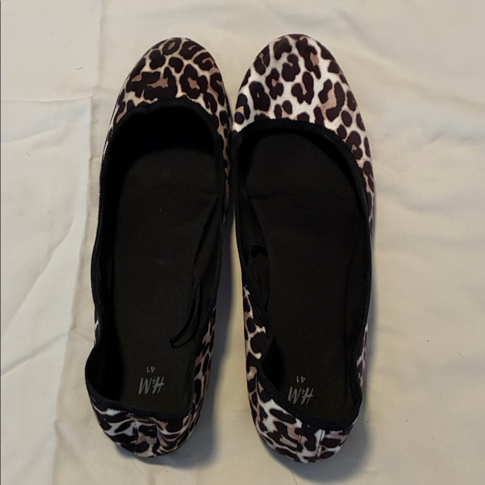 H&M Animal Print Women's Flats